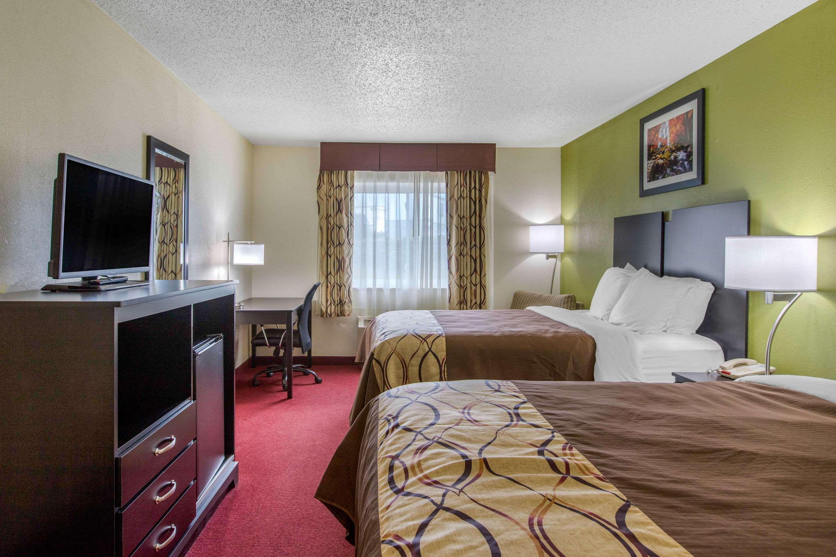Rodeway Inn Coopersville Exterior foto